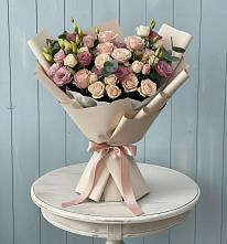 Букет цветов из:  Розы и Лизиантусы в Шатки