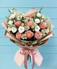 Букет цветов из:  Розы, Альстромерии и Лизиантусы #REPLACE_PRED# Шатки