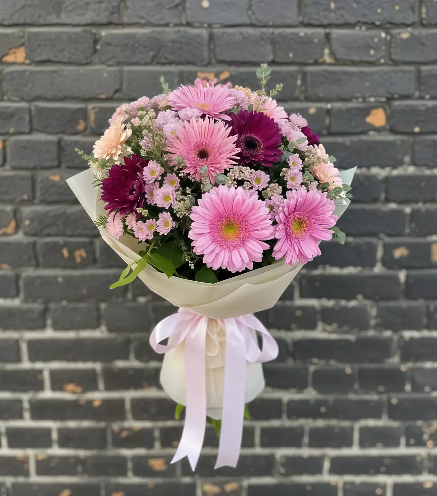 Букет цветов из: Герберы и Хризантемы в Шатки