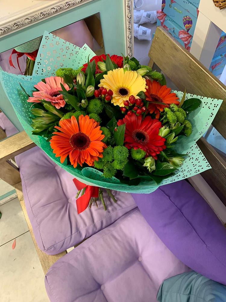 Букет цветов из: Герберы, Хризантемы и Альстромерии в Шатки