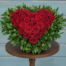 Цветочная композиция из Розы в виде сердца #REPLACE_PRED# Шатки