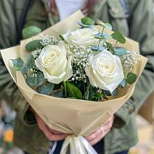 Букет цветов из:  Розы #REPLACE_PRED# Шатки