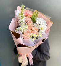 Букет цветов из:  Хризантемы и Розы в Шатки