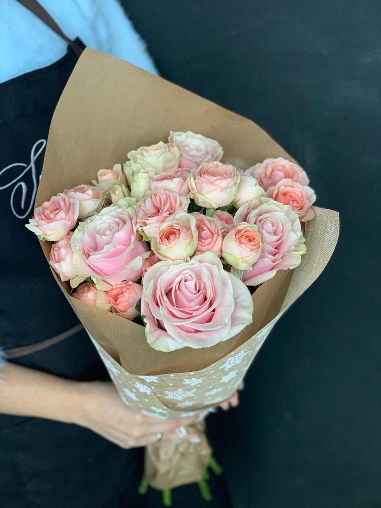 Букет цветов из: Хризантемы и Розы в Шатки