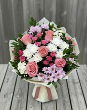 Букет цветов из:  Альстромерии, Гвоздики, Розы и Хризантемы #REPLACE_PRED# Шатки