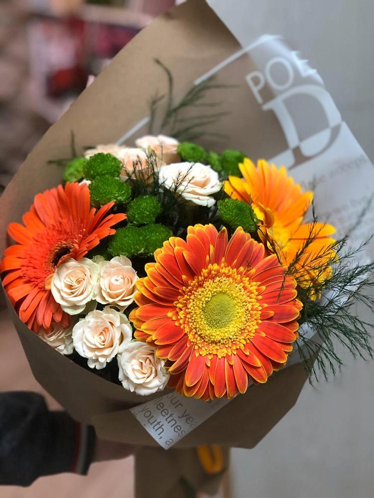 Букет цветов из: Герберы, Хризантемы и Розы в Шатки