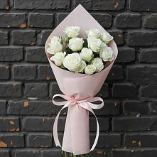 Букет цветов из:  Розы #REPLACE_PRED# Шатки