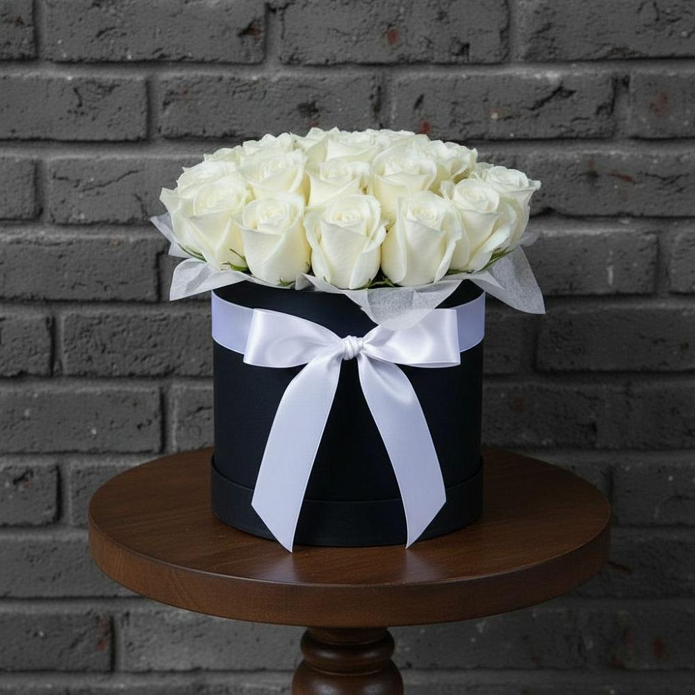 Цветочная композиция из Розы в шляпной коробке в Шатки